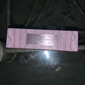 Dominique cosmetics eyeshadow palette